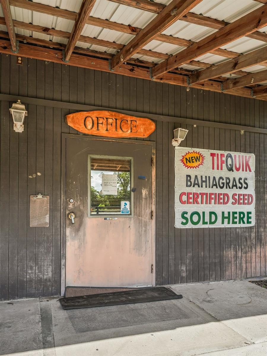 Image 6 of 50 For 17950 Us Highway 301