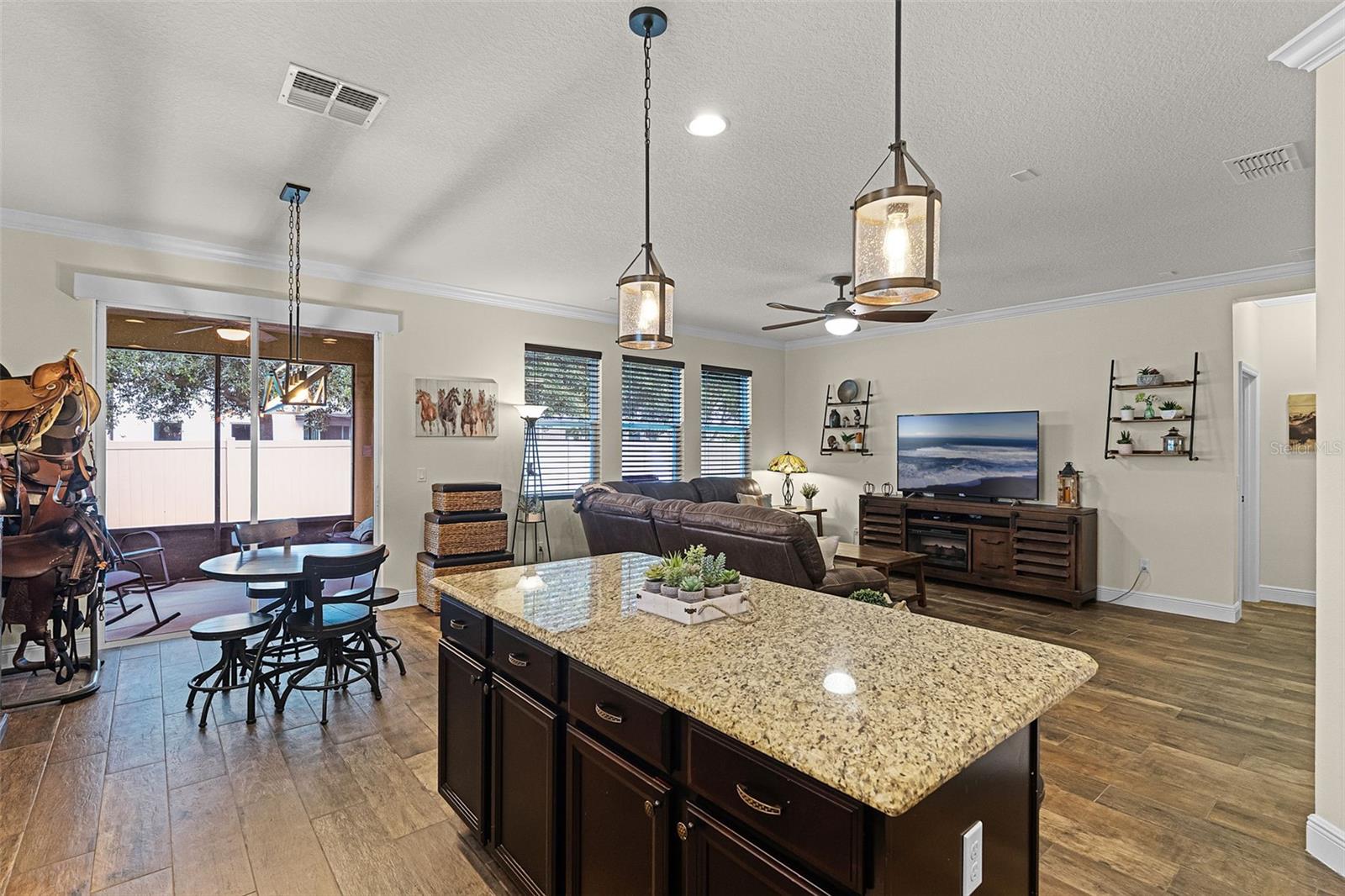 Image 14 of 50 For 418 Rock Springs Circle
