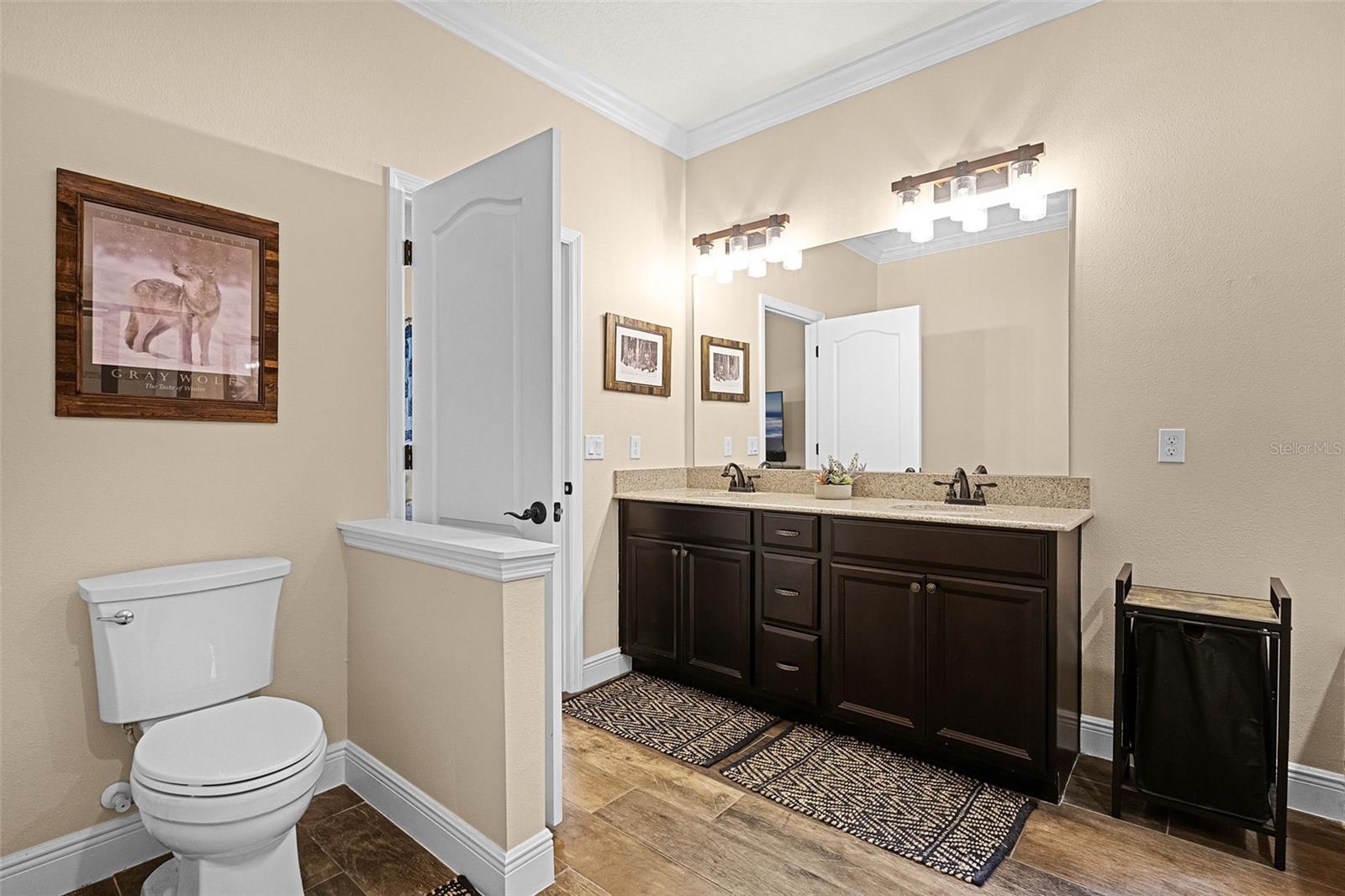 Image 27 of 50 For 418 Rock Springs Circle