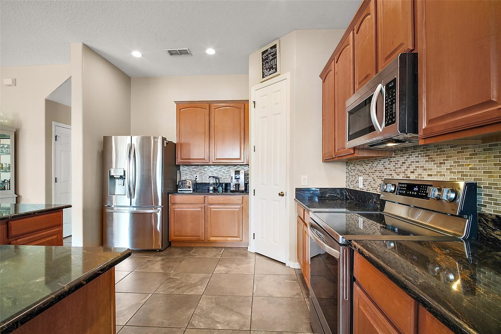 Image 18 of 52 For 36914 Bee Meadow Court