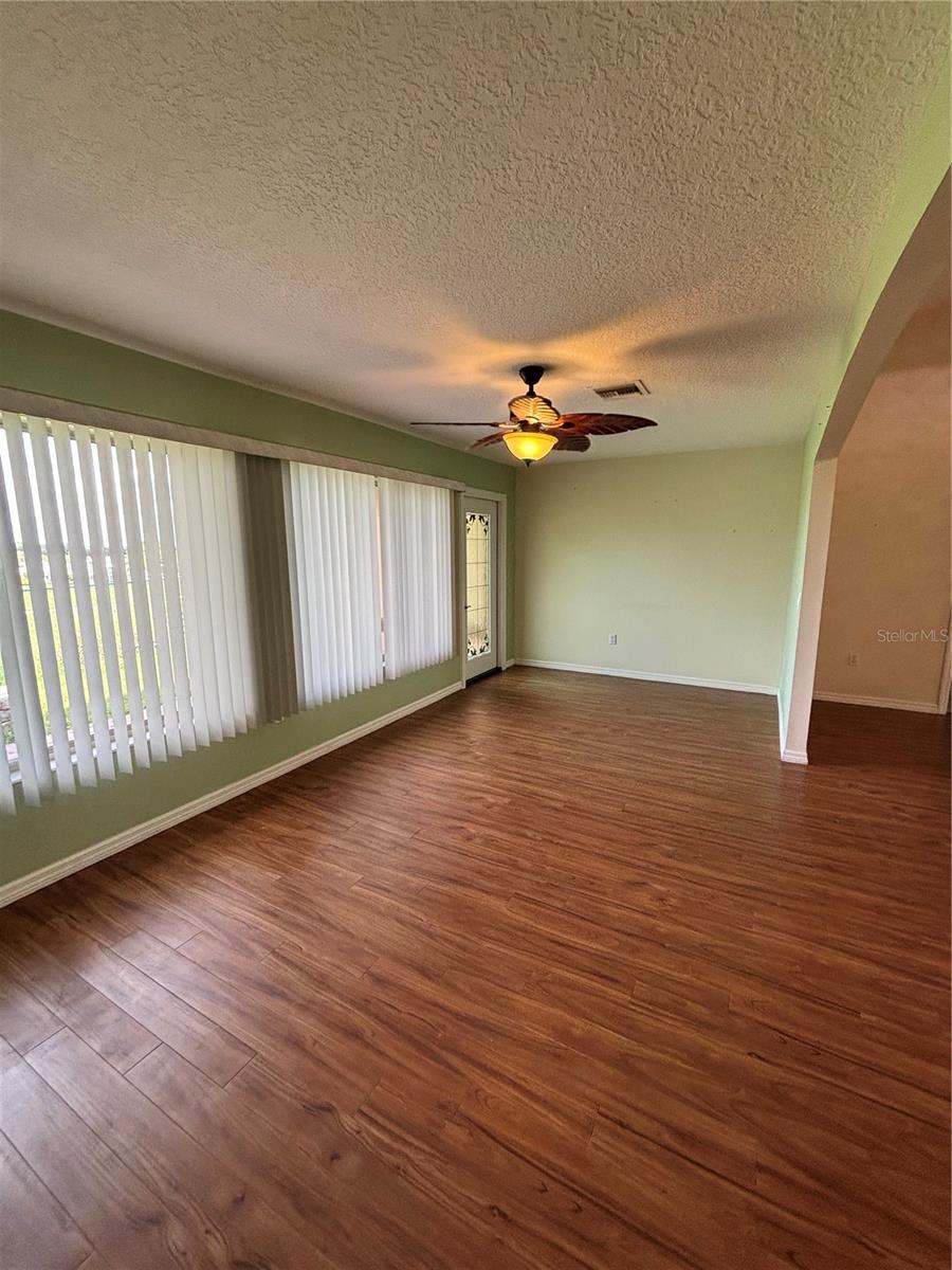 Image 10 of 25 For 17329 115th Terrace