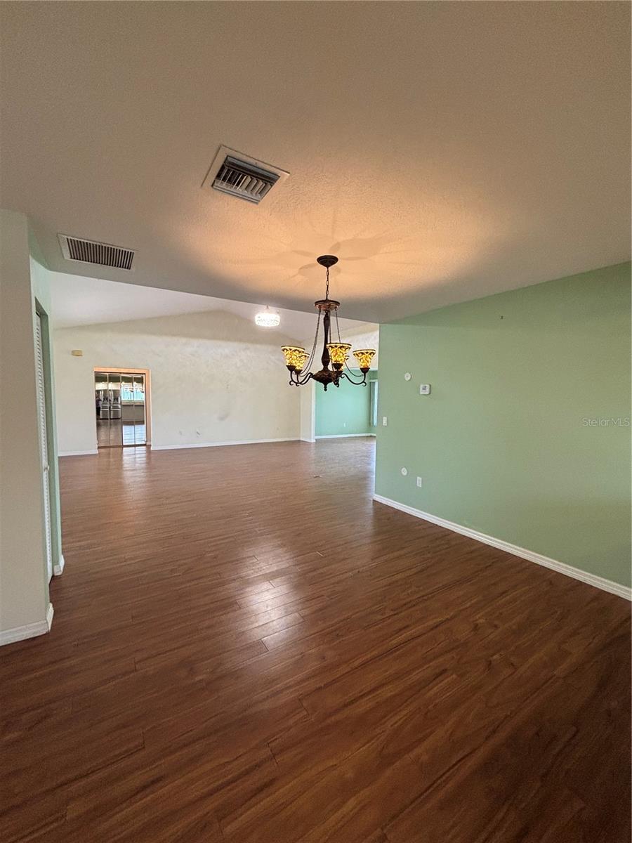 Image 7 of 25 For 17329 115th Terrace