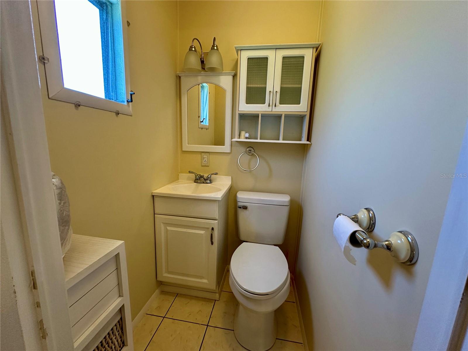 Image 19 of 23 For 902 Rose Lane
