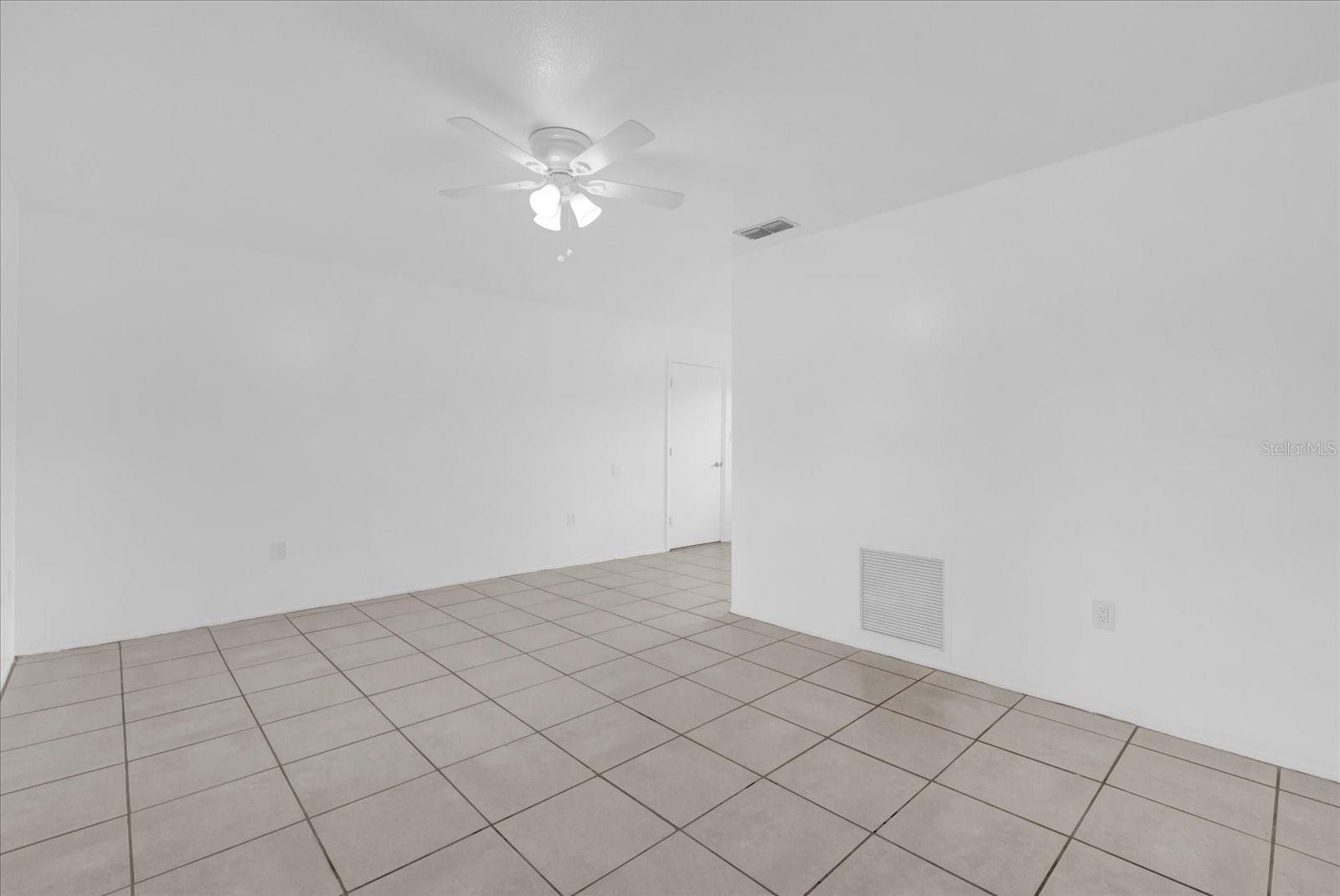 Image 4 of 28 For 302 Rose Lane