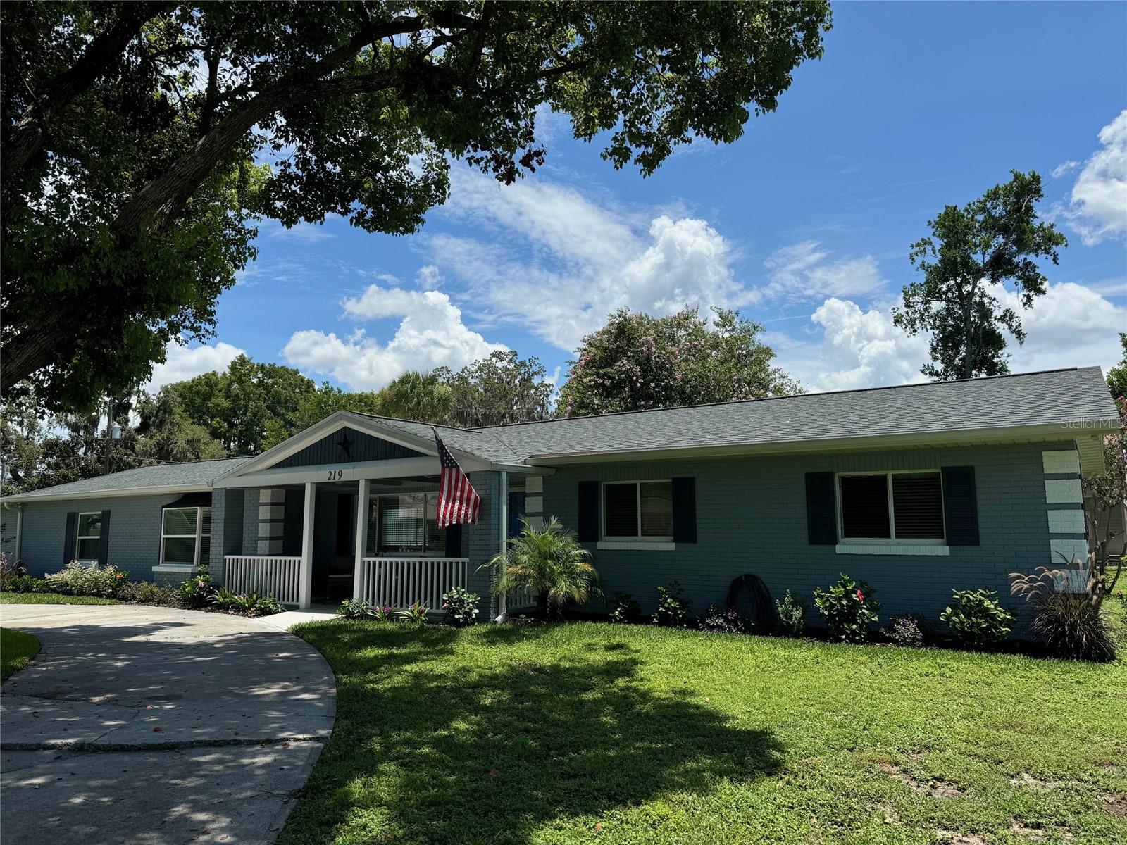 Details for 219 Magnolia Circle, EUSTIS, FL 32726