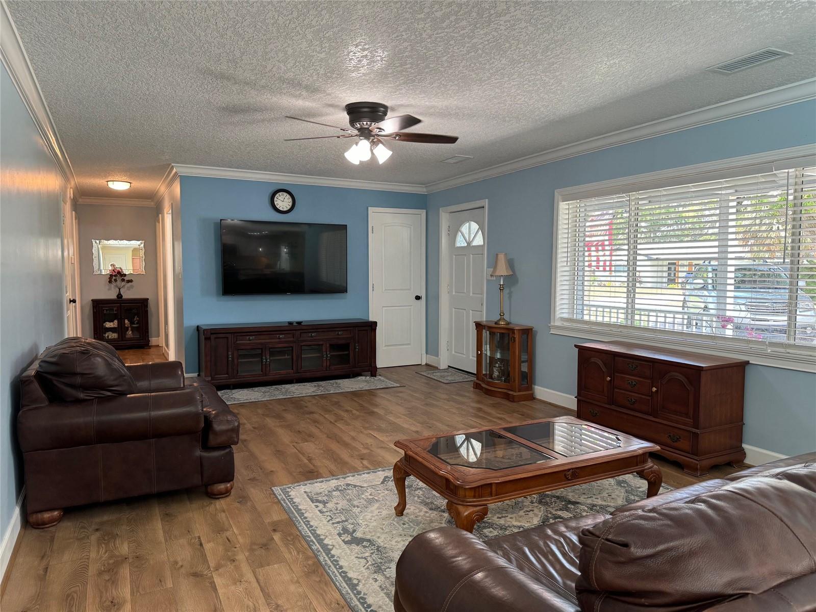 Image 6 of 26 For 219 Magnolia Circle