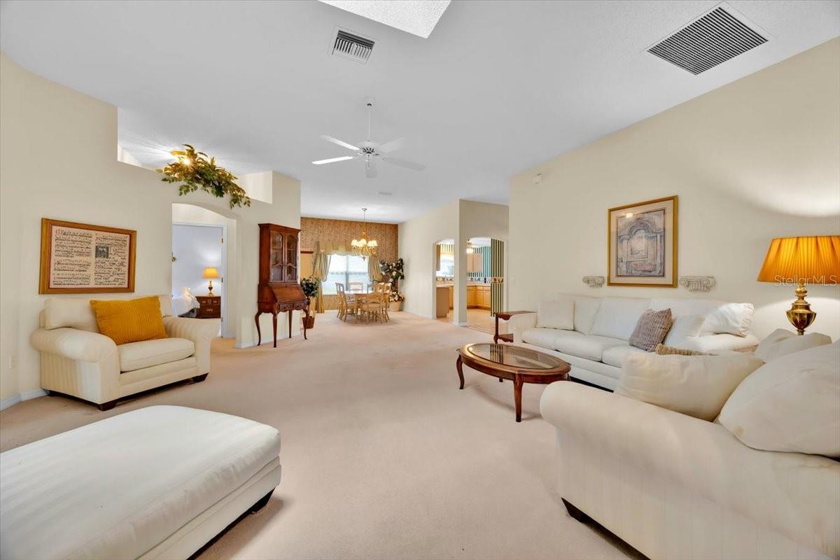 Image 11 of 26 For 1401 Madrigal Lane