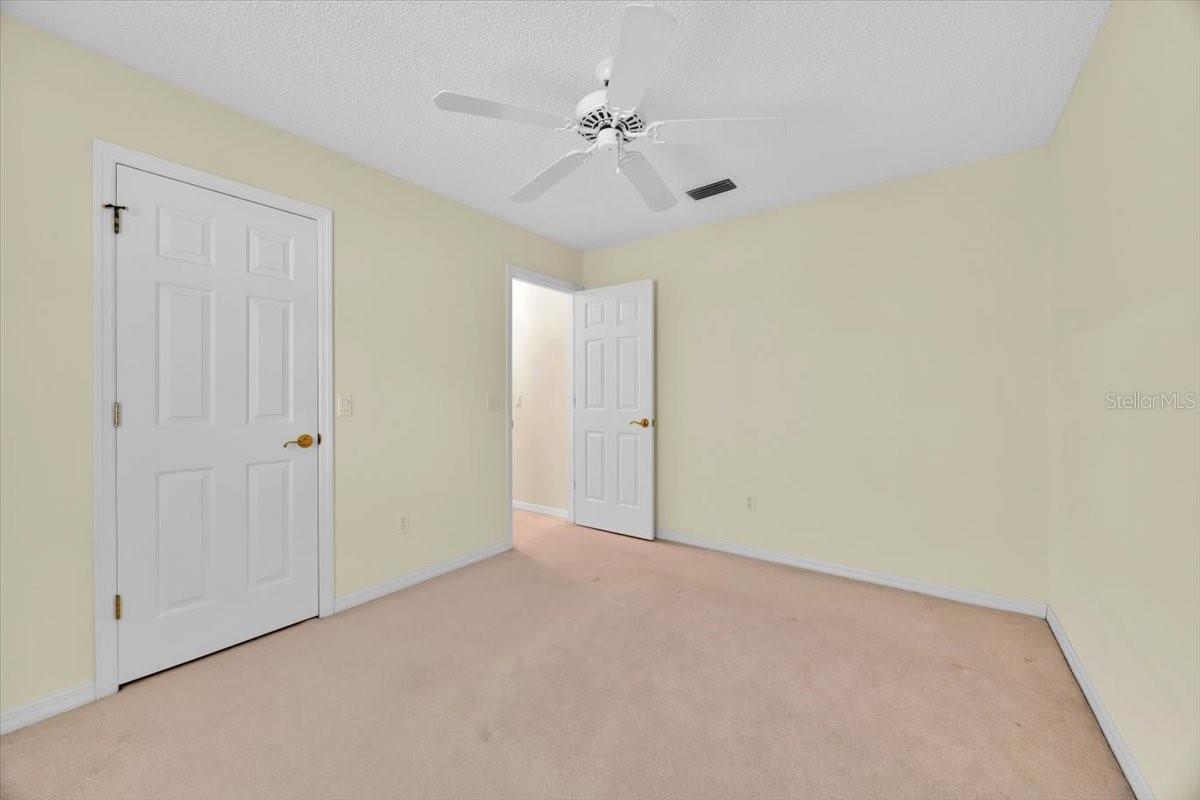 Image 18 of 26 For 1401 Madrigal Lane