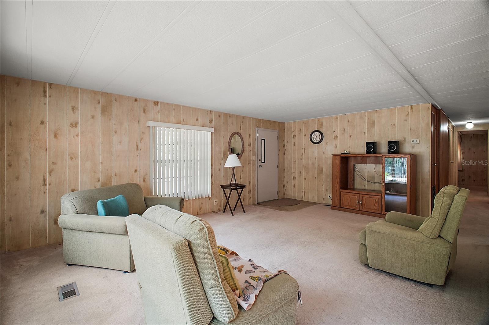 Image 13 of 34 For 951 145th Avenue Road