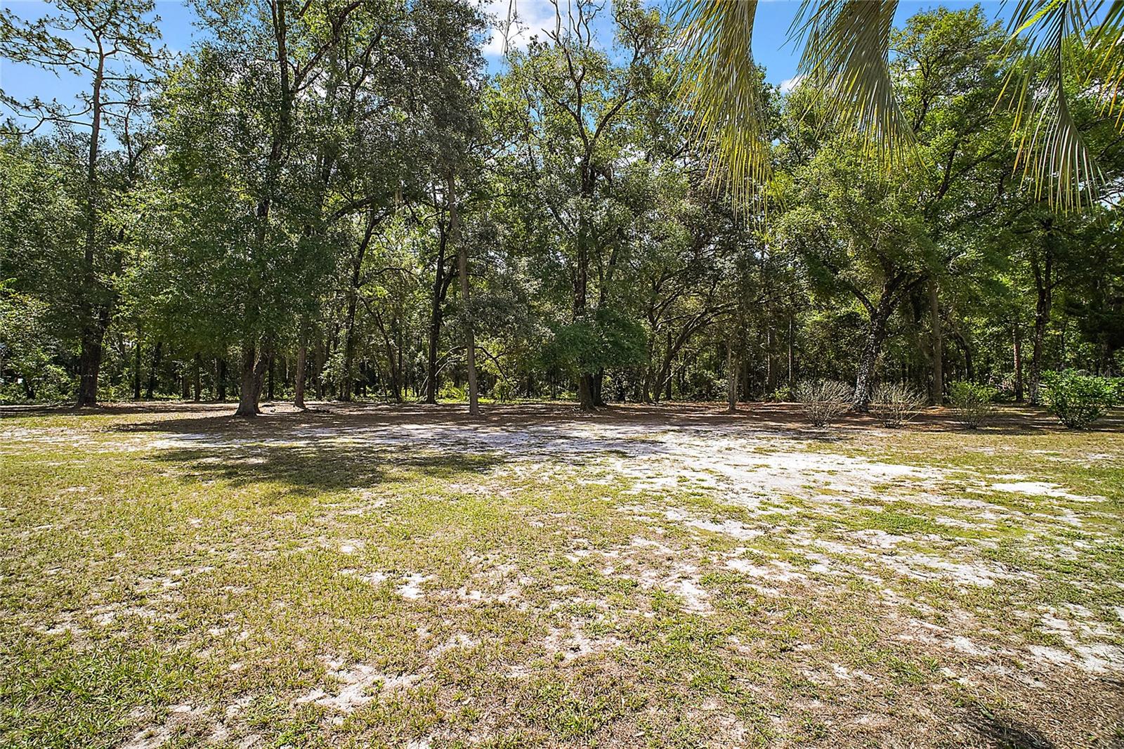 Image 5 of 34 For 951 145th Avenue Road