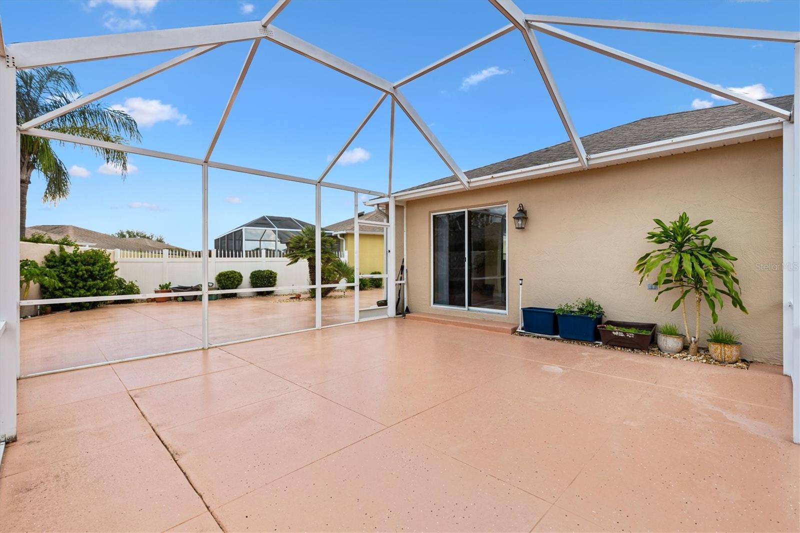 Listing photo id 23 for 3105 Carrollton Court