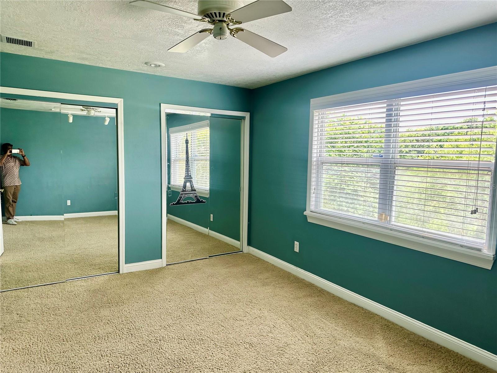 Image 32 of 37 For 1096 Linkside Court