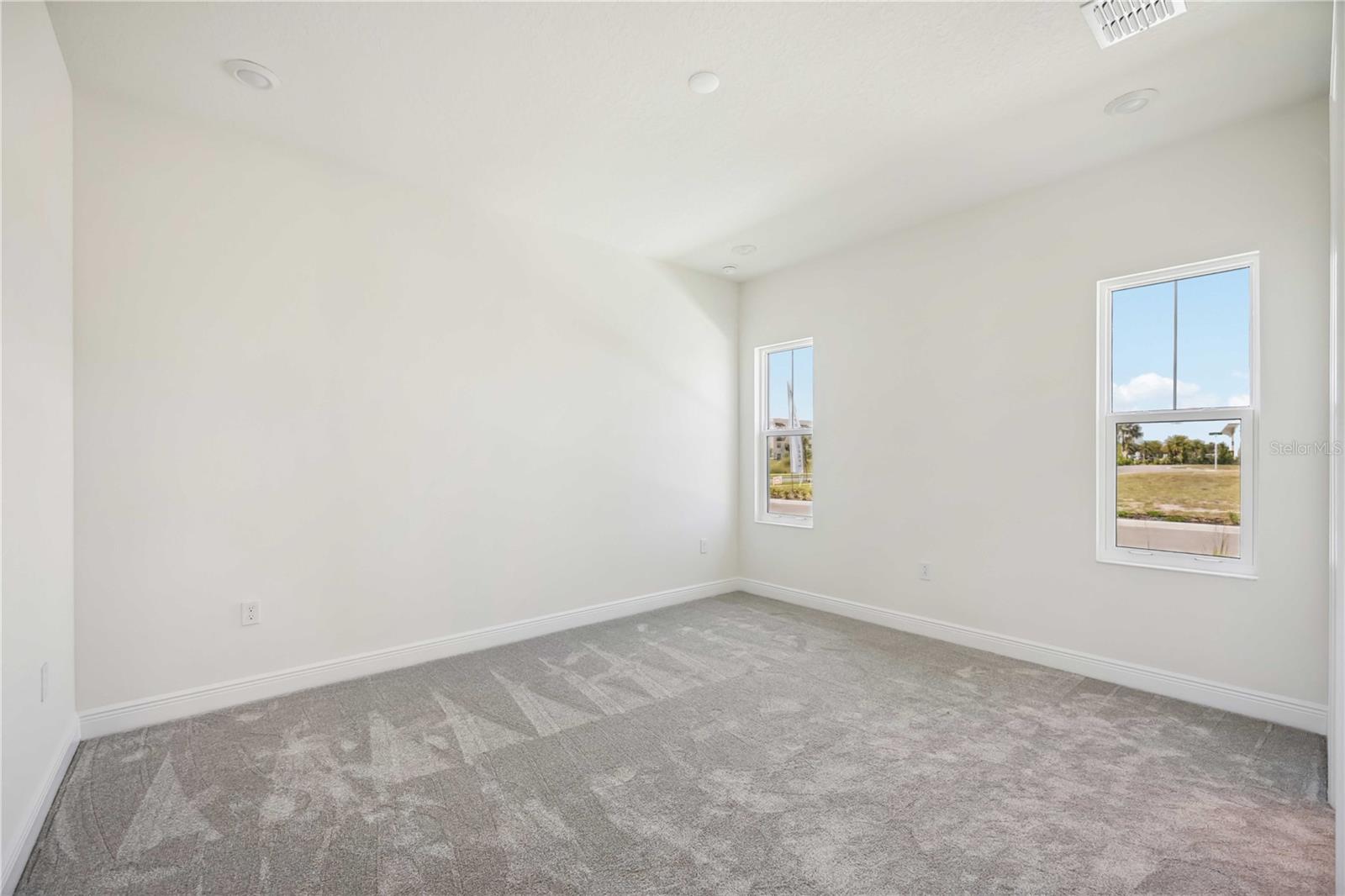 Image 17 of 30 For 160 Eagleston Lane