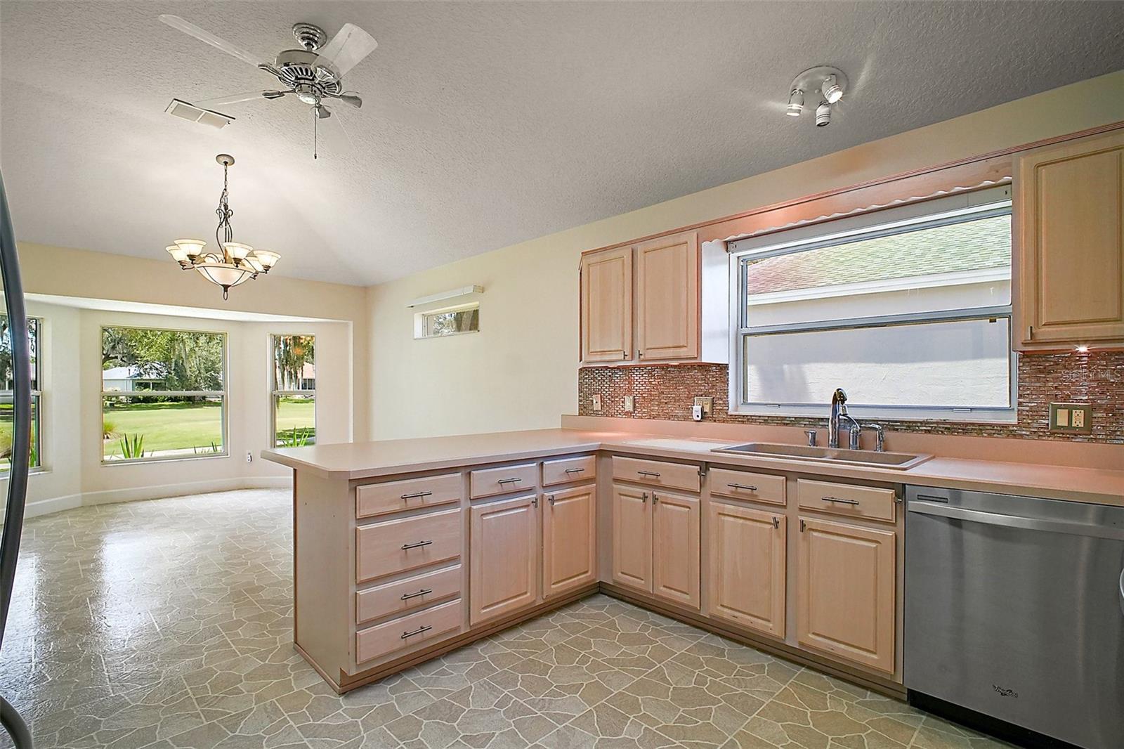 Image 8 of 24 For 1512 Cervantes Place