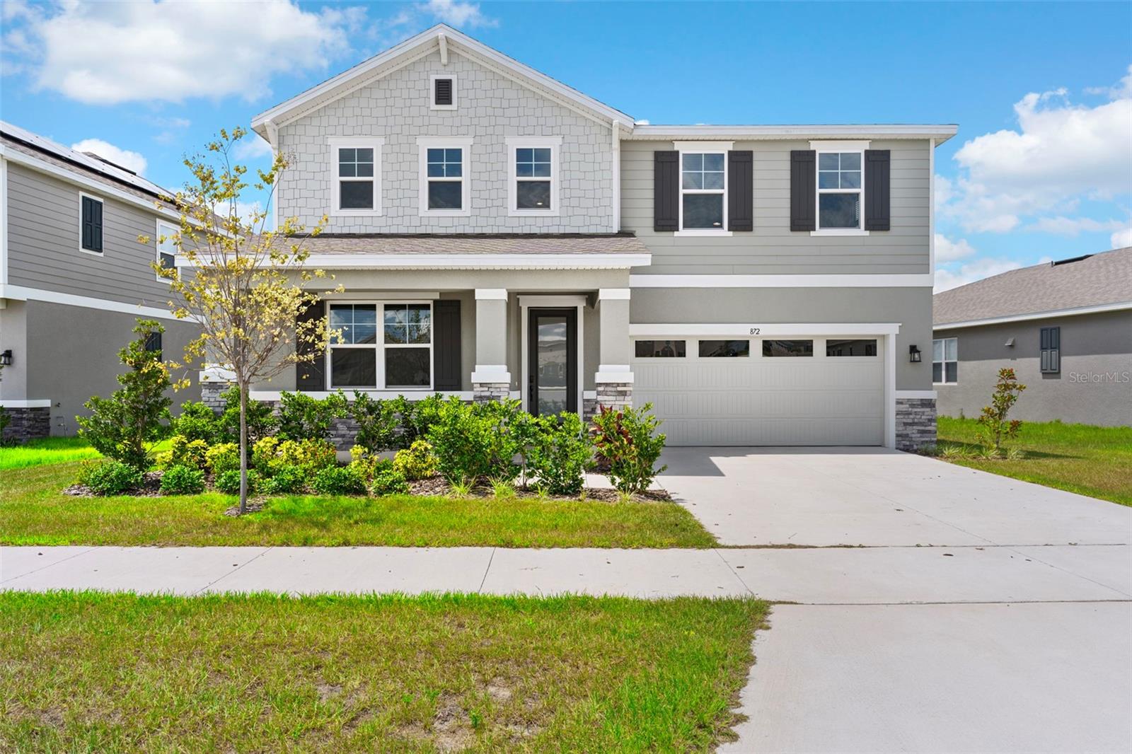 Image 4 of 41 For 872 Griffon Avenue