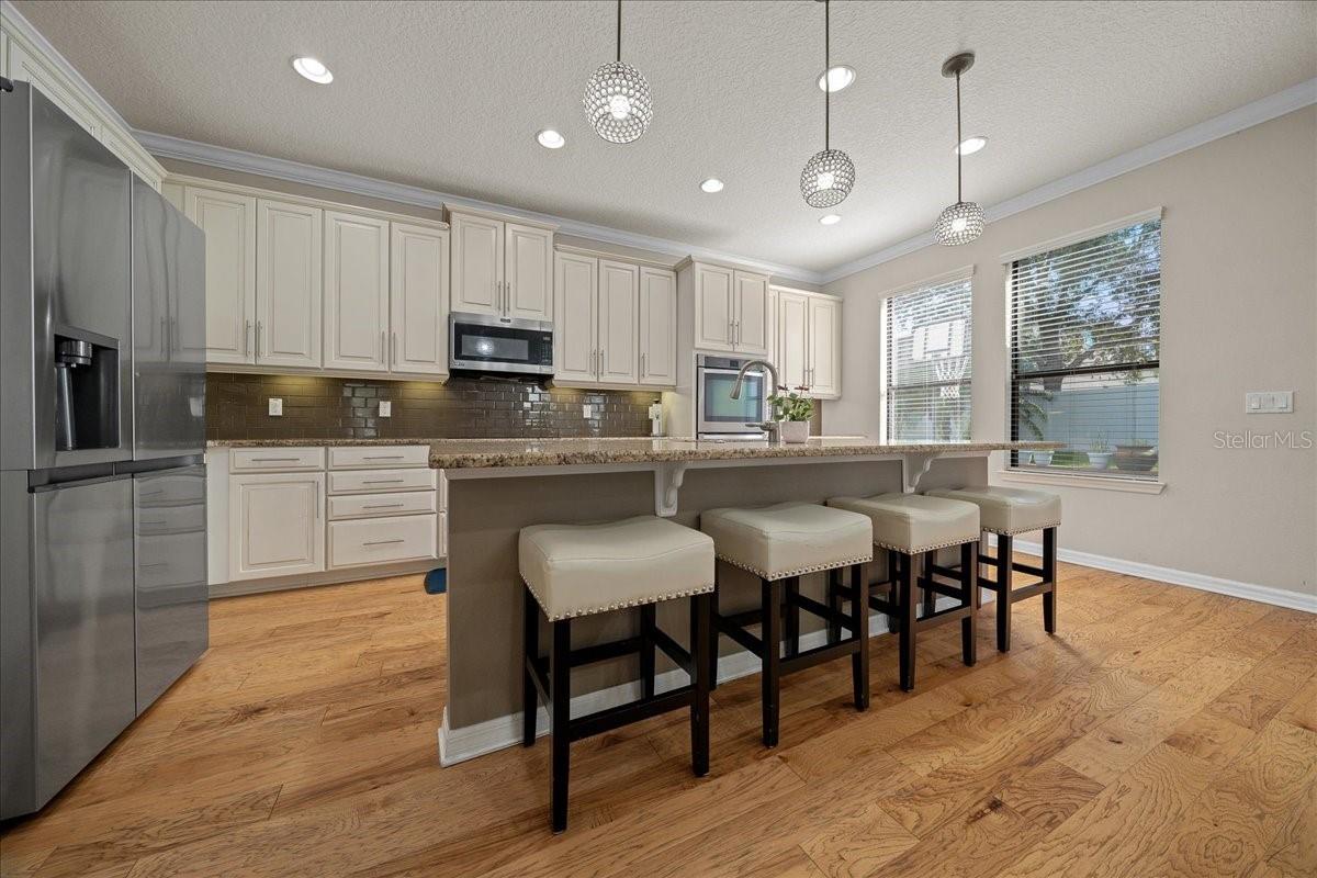 Image 11 of 74 For 834 Oxbow Road