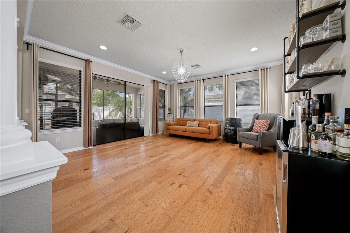 Image 30 of 74 For 834 Oxbow Road