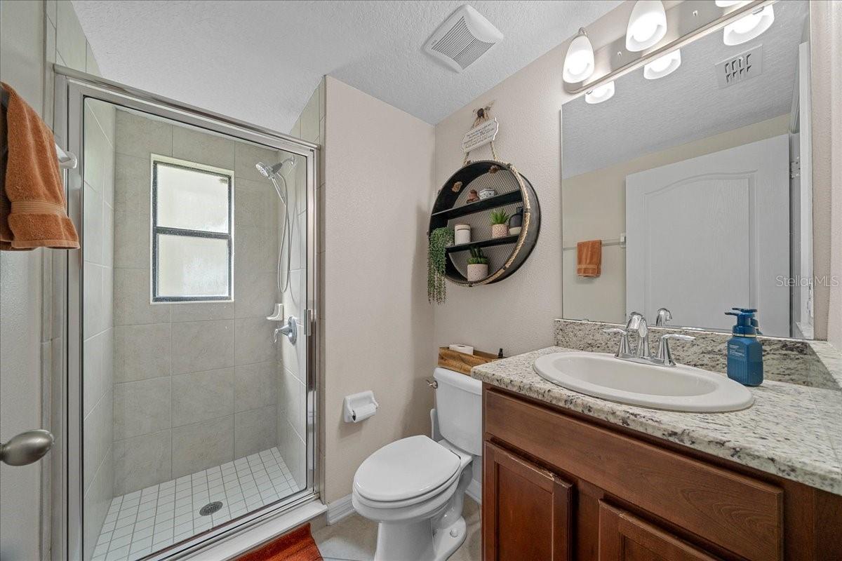 Image 33 of 74 For 834 Oxbow Road
