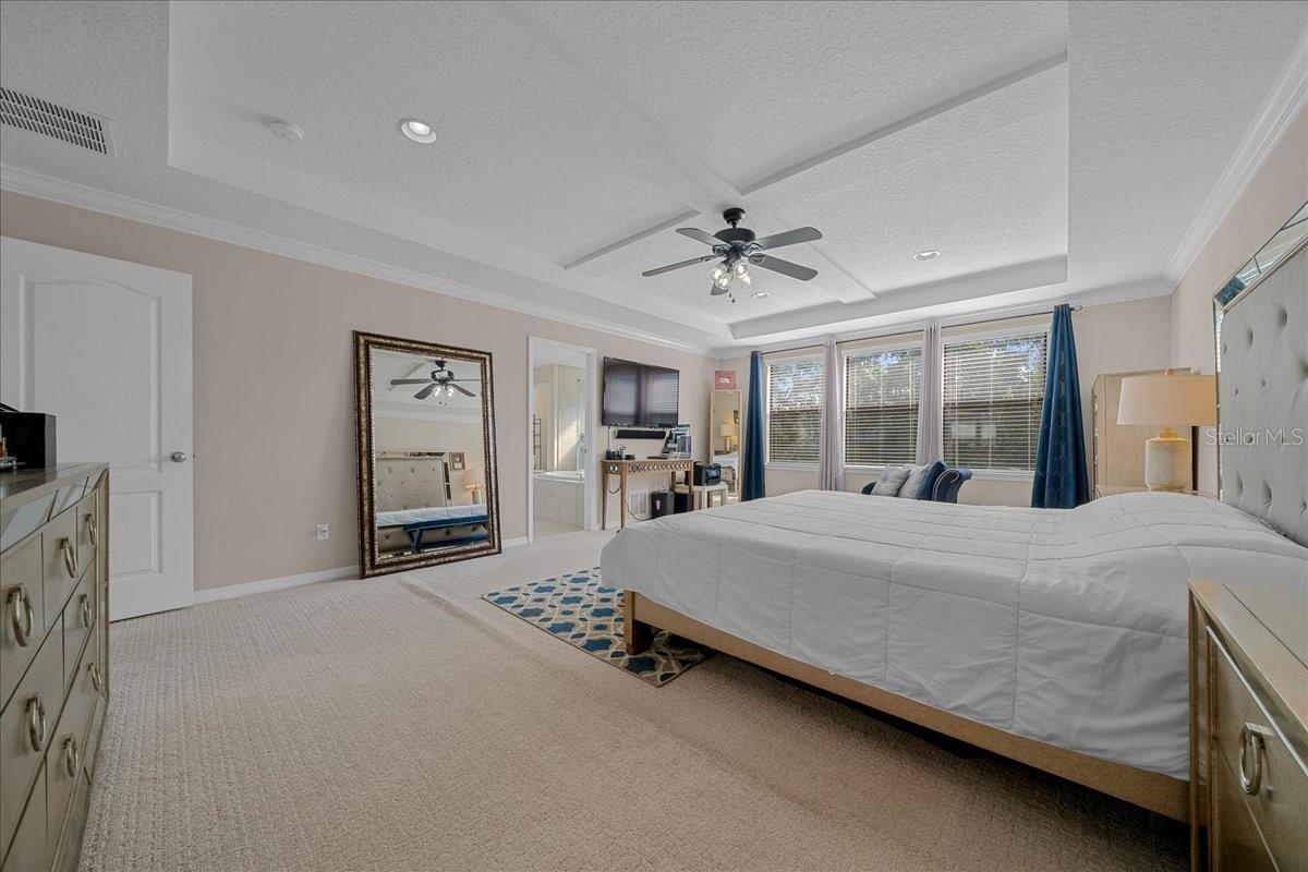 Image 37 of 74 For 834 Oxbow Road
