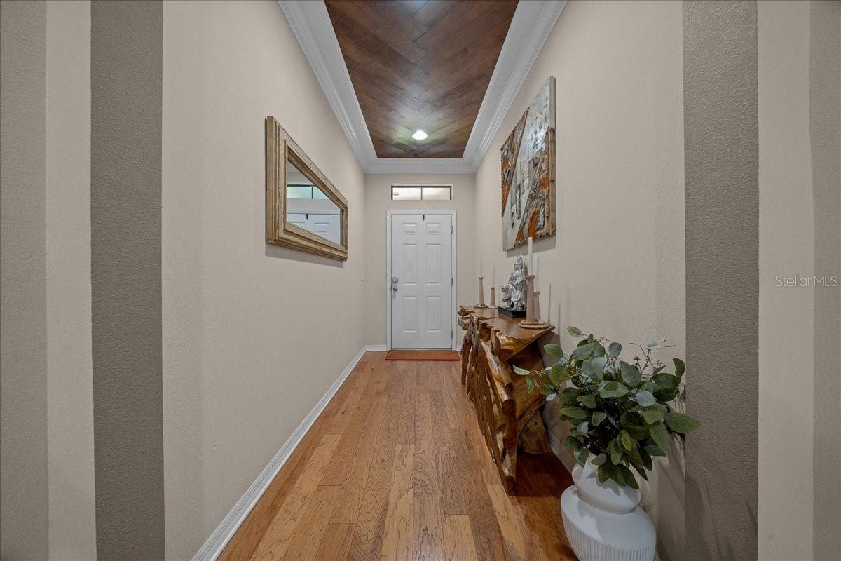 Image 7 of 74 For 834 Oxbow Road