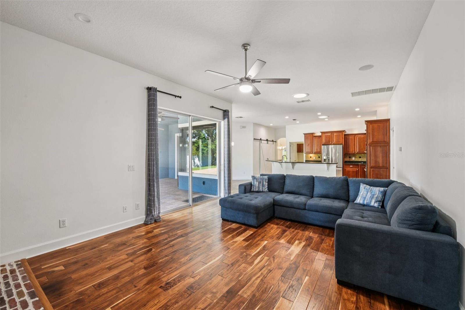 Image 12 of 85 For 6048 Tremayne Drive