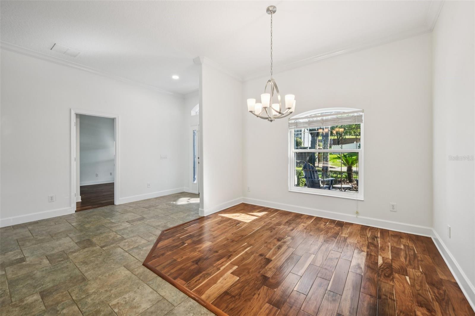 Image 17 of 85 For 6048 Tremayne Drive