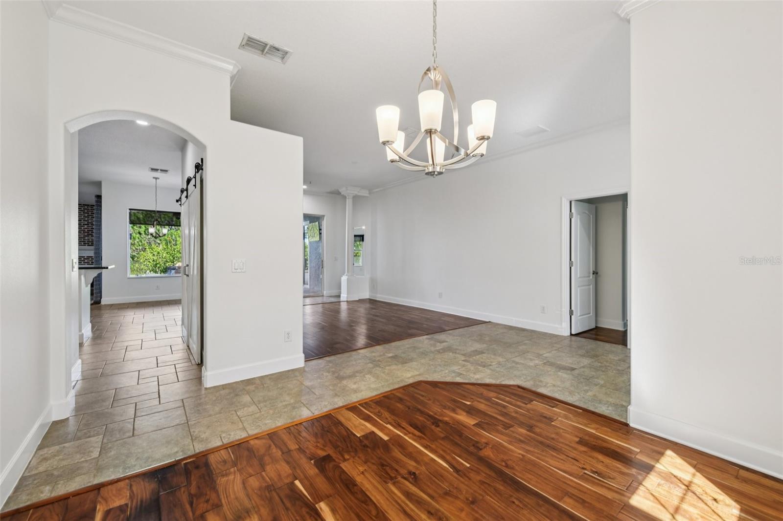 Image 18 of 85 For 6048 Tremayne Drive
