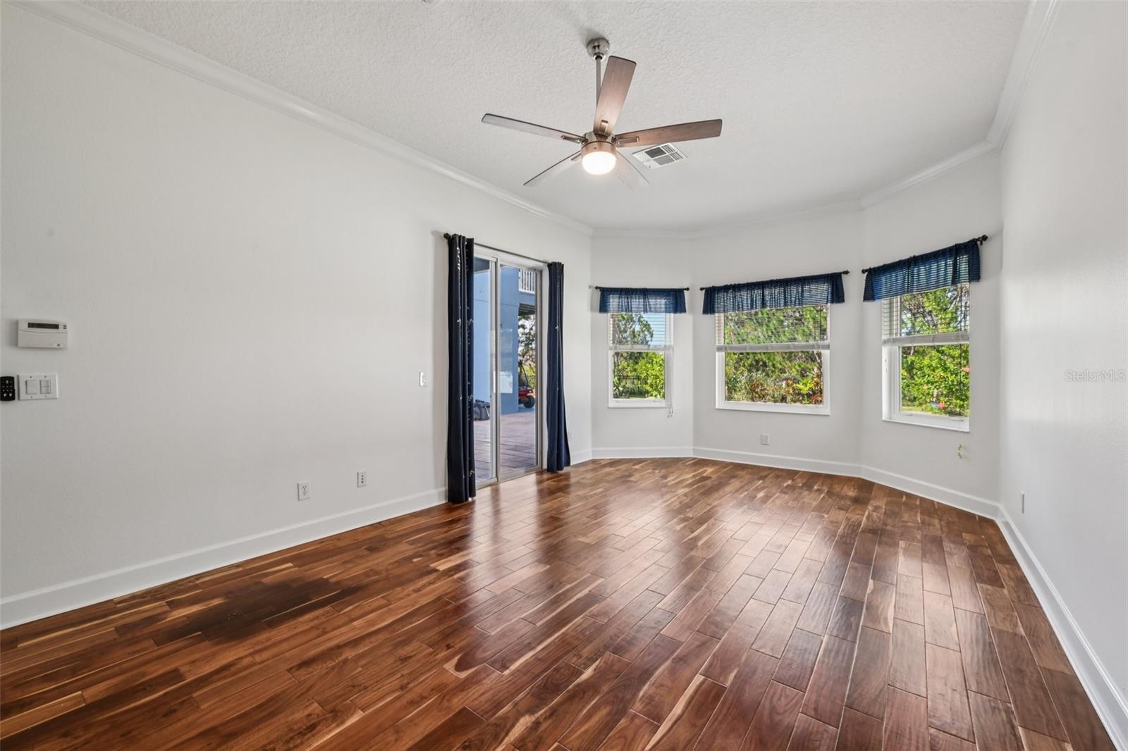 Image 27 of 85 For 6048 Tremayne Drive