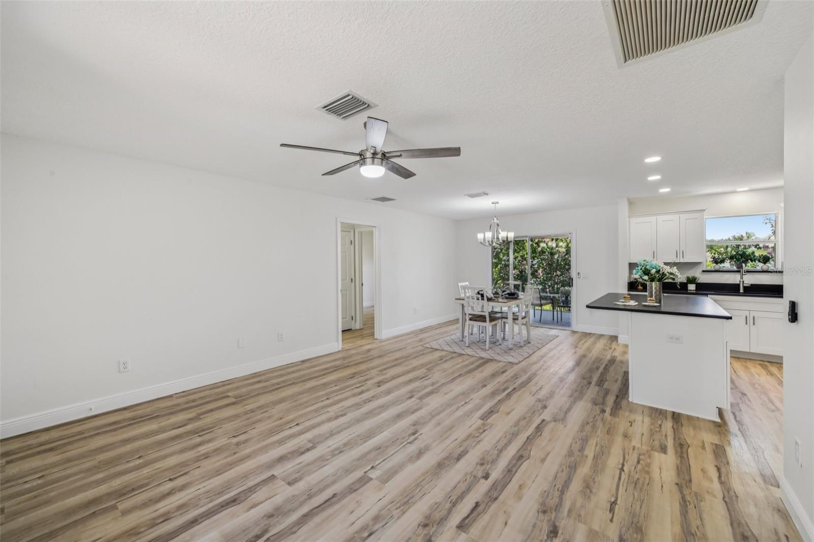 Image 6 of 53 For 2746 Edwards Lane
