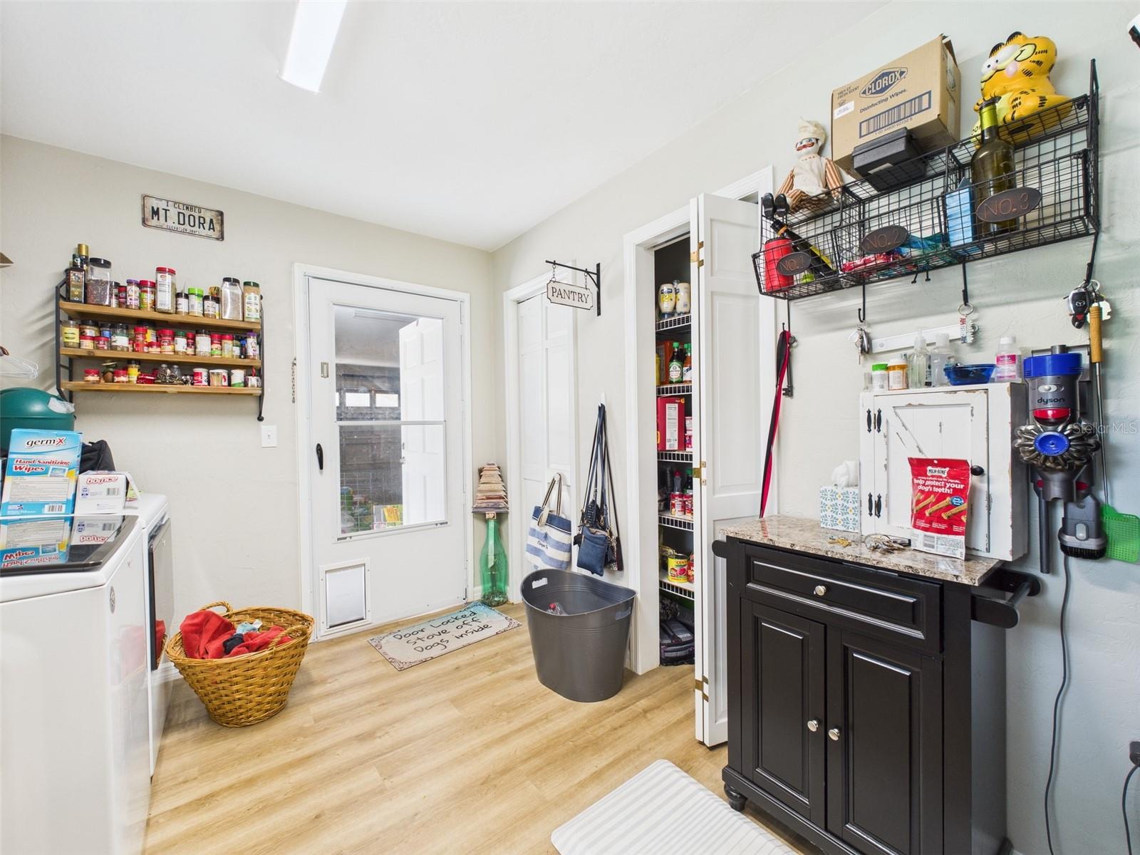 Image 10 of 54 For 4207 Bair Avenue