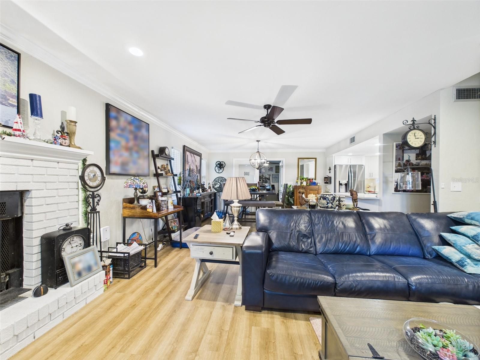 Image 14 of 54 For 4207 Bair Avenue