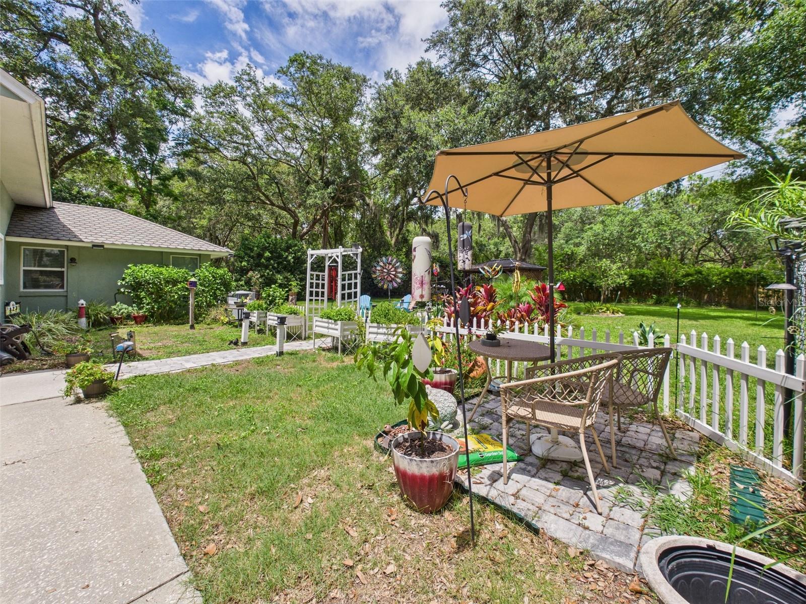 Image 43 of 54 For 4207 Bair Avenue
