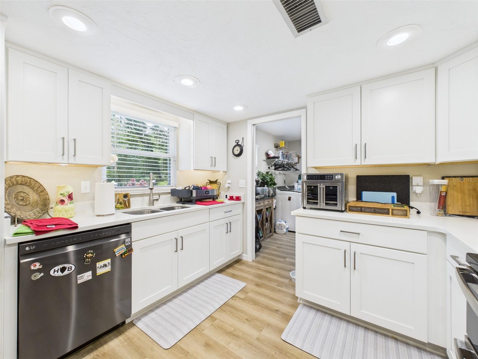 Image 8 of 54 For 4207 Bair Avenue
