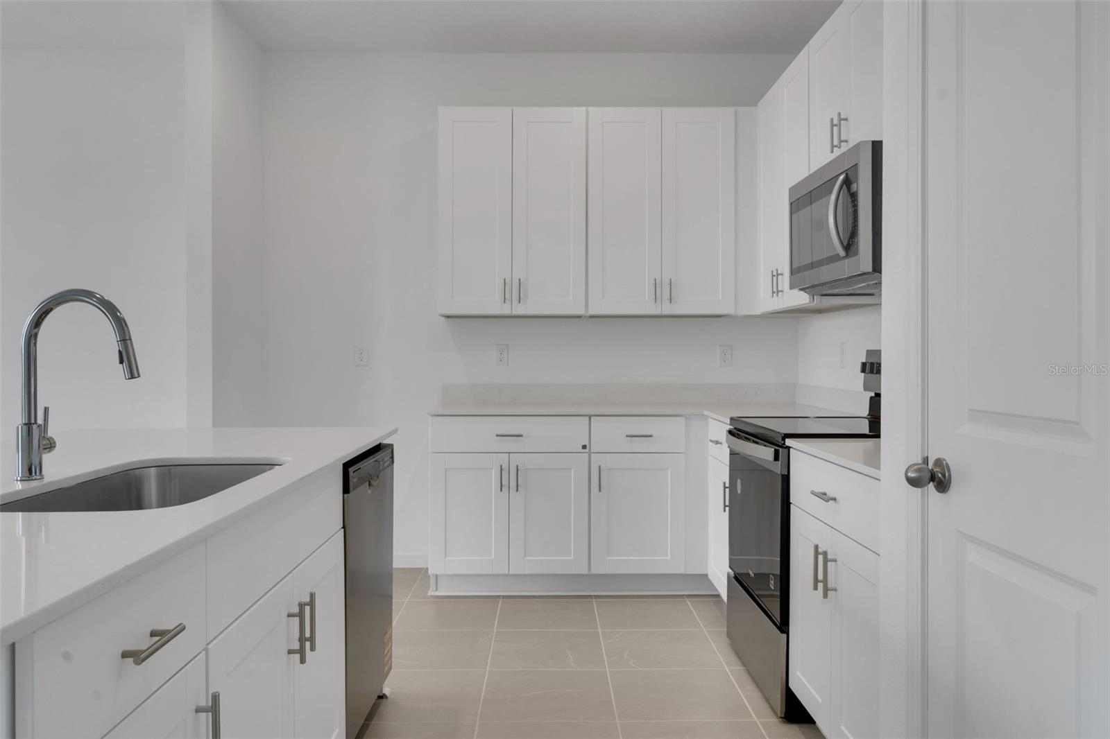 Image 15 of 36 For 4093 Penelope Avenue