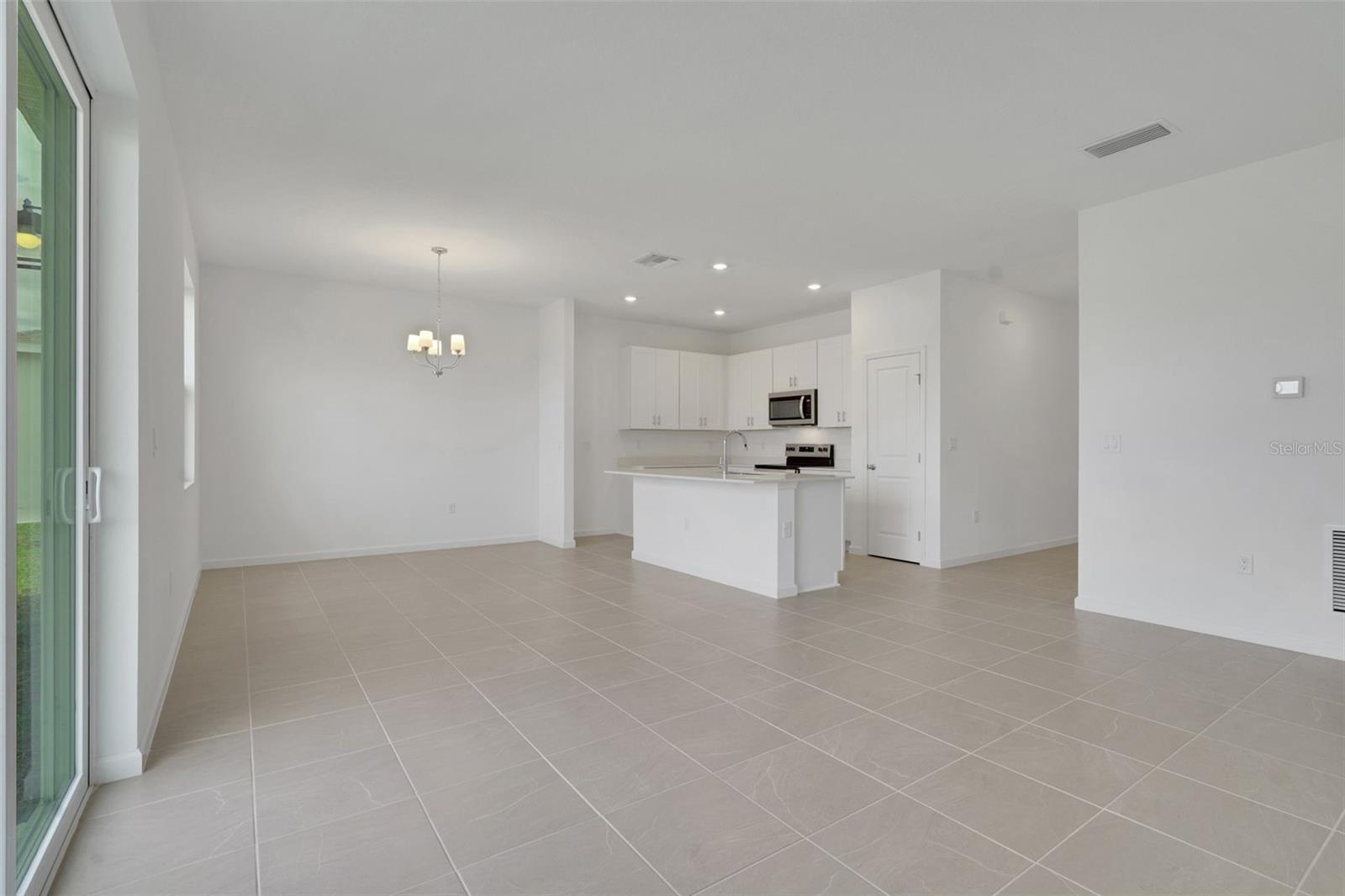 Image 18 of 36 For 4093 Penelope Avenue