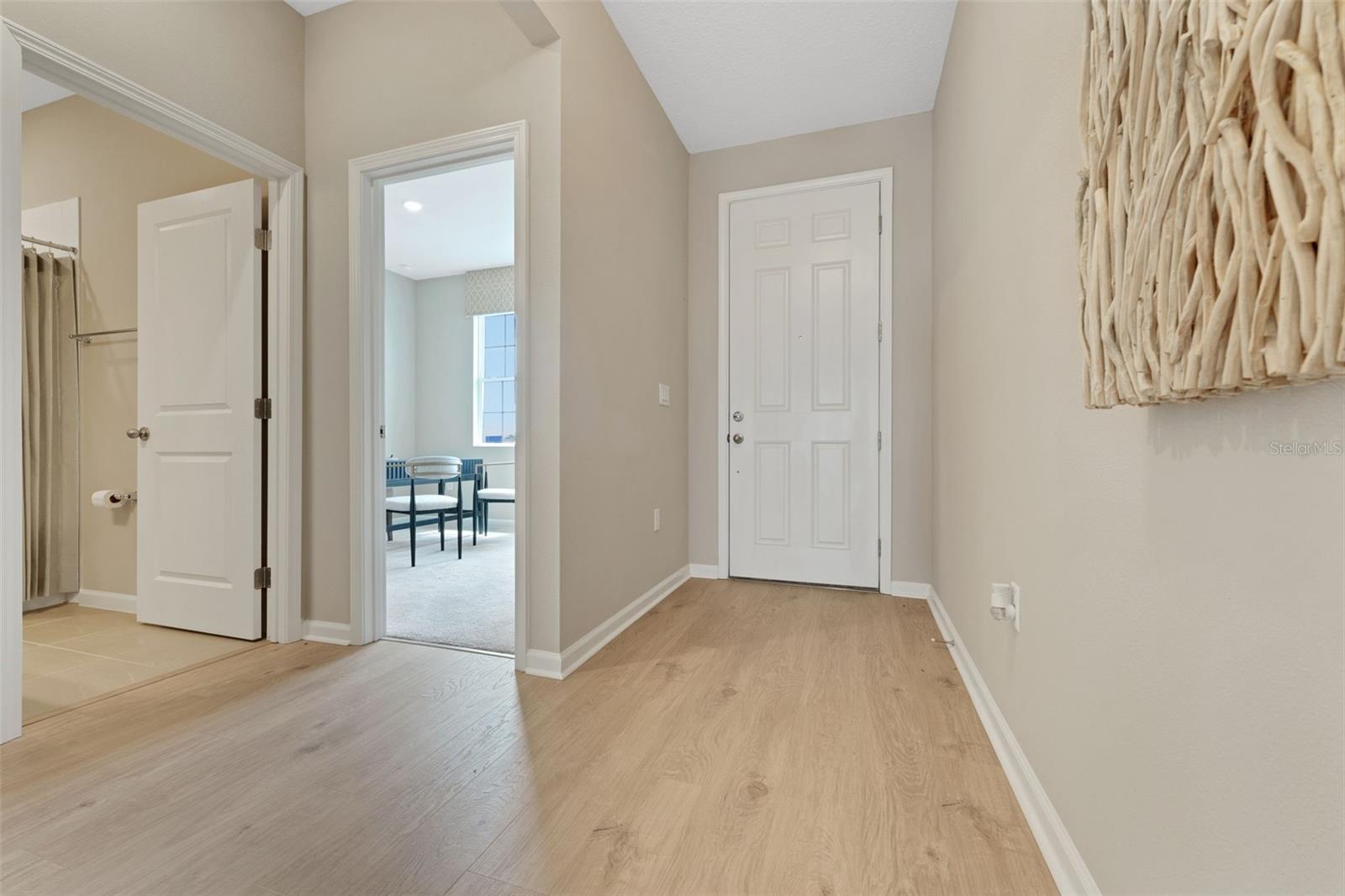 Image 36 of 48 For 5002 Abigail Drive