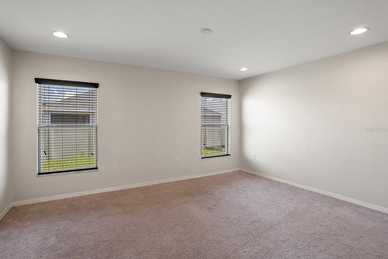 Image 17 of 21 For 581 Greenshank Dr