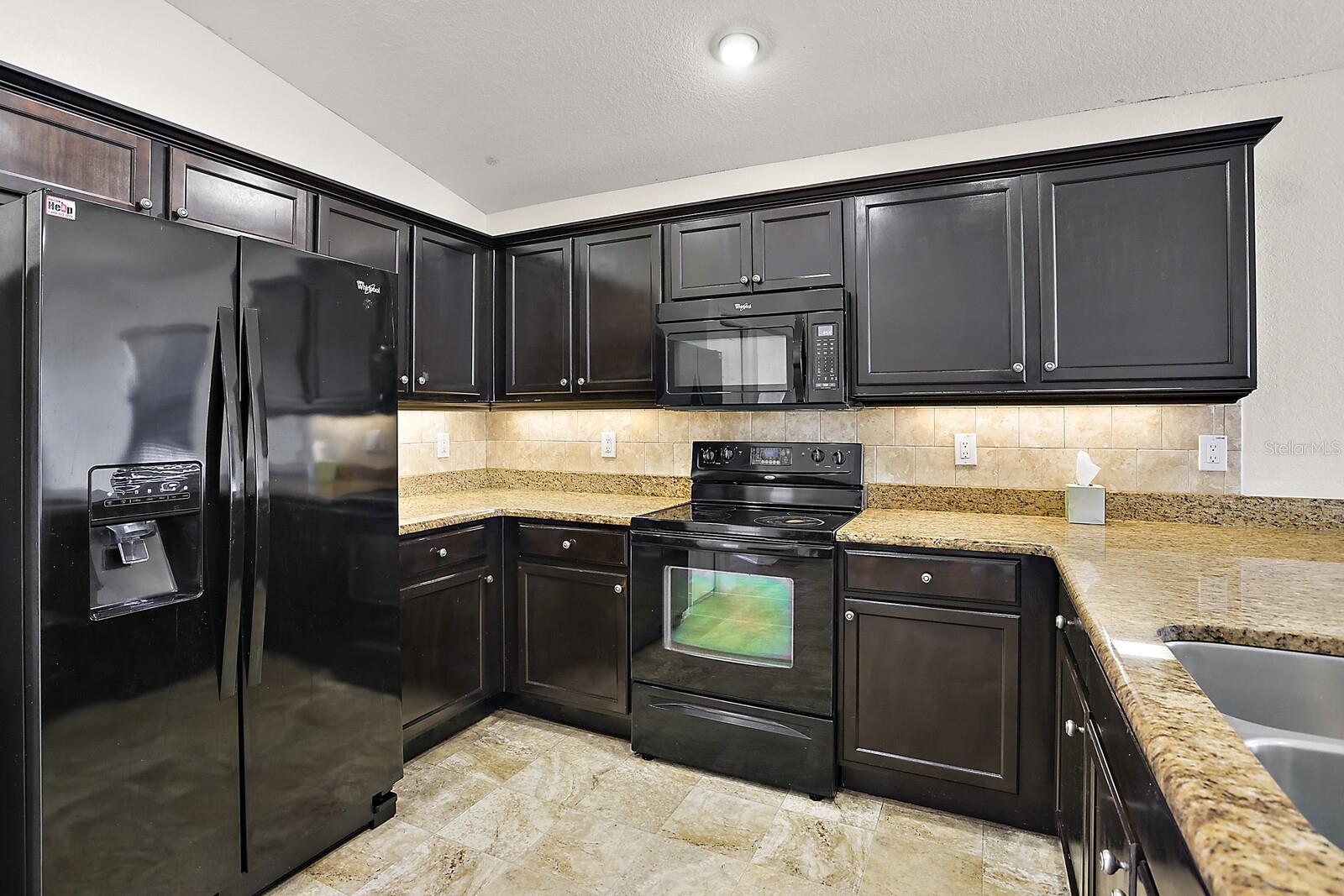 Image 9 of 21 For 581 Greenshank Dr