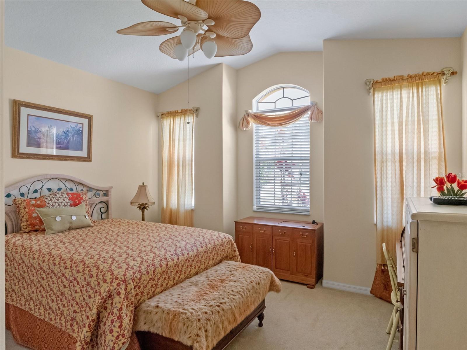 Image 8 of 68 For 21325 Royal Troon Drive