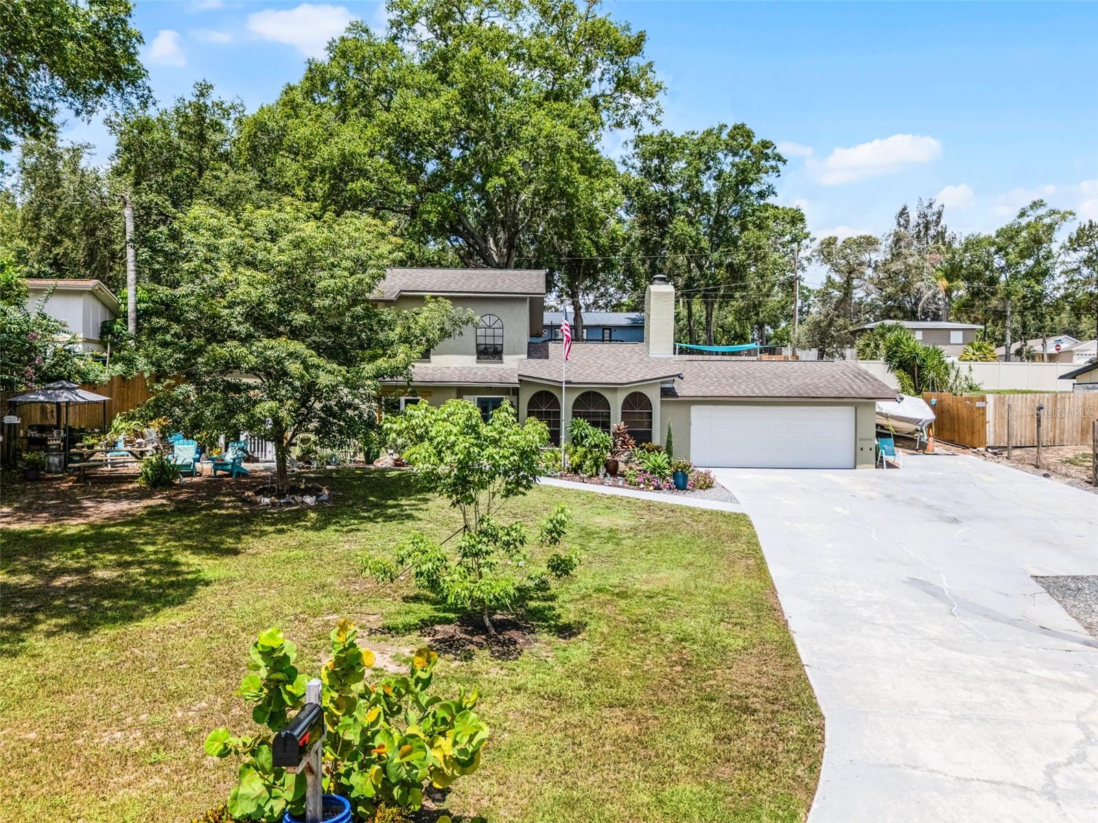 Image 2 of 54 For 628 Drew Avenue