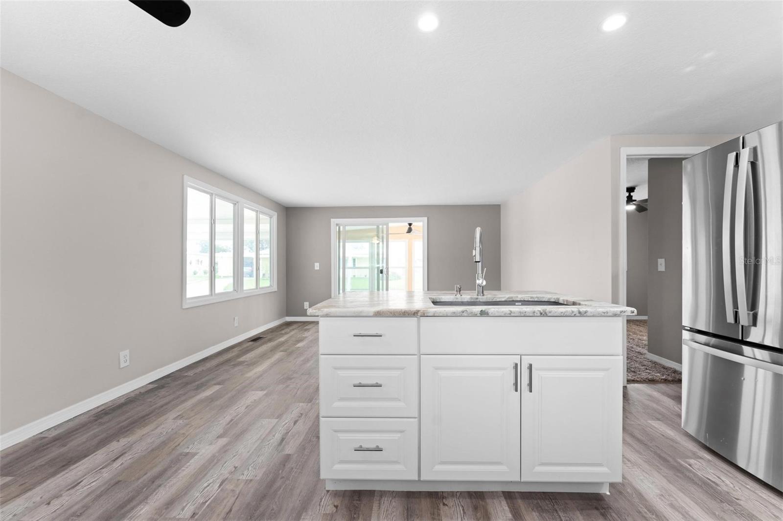 Image 11 of 48 For 2714 Vindale Road