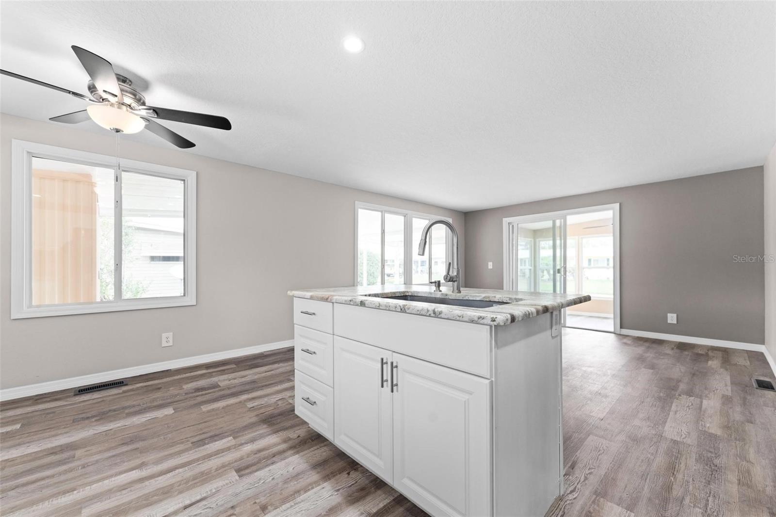 Image 13 of 48 For 2714 Vindale Road