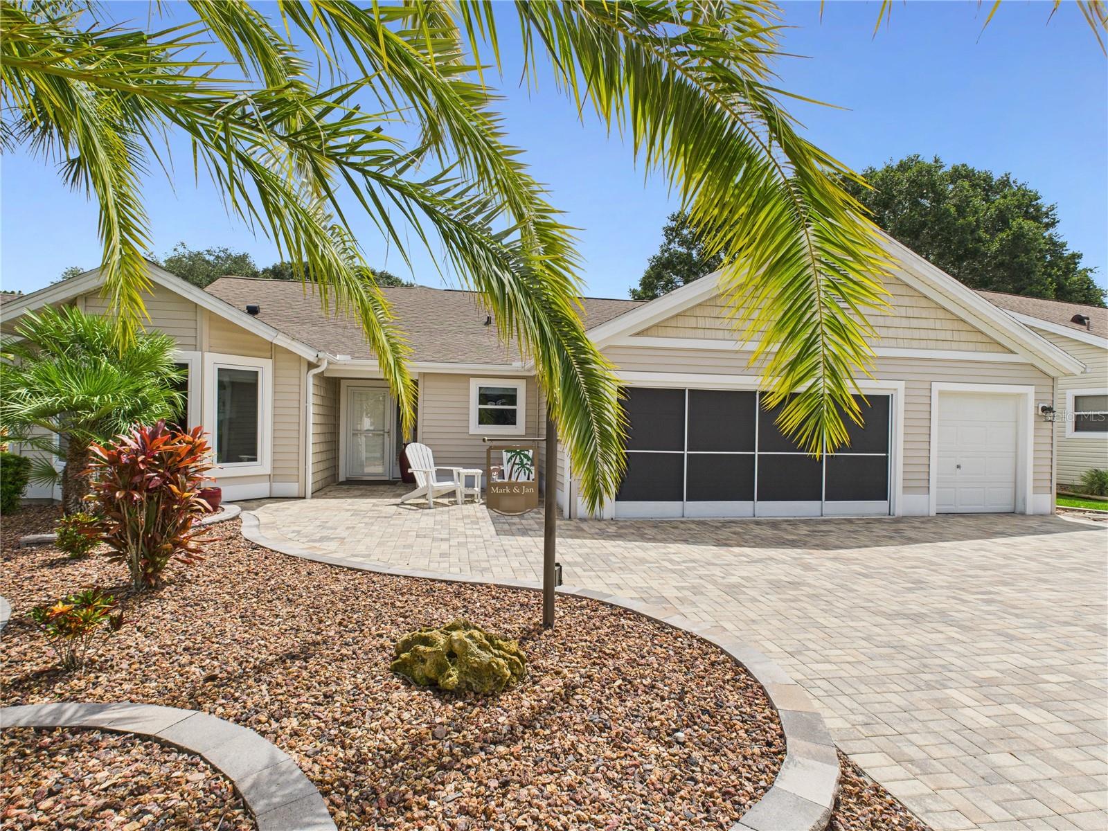 Details for 917 Ramos Drive, THE VILLAGES, FL 32159