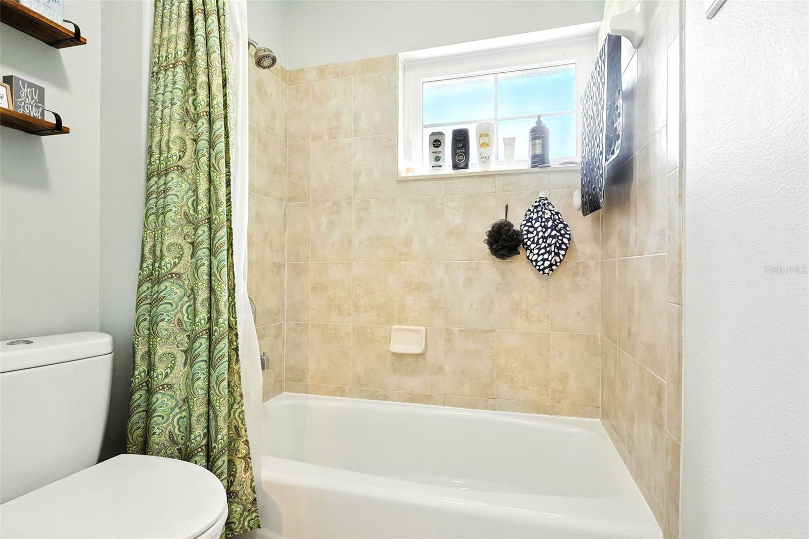 Image 28 of 44 For 4401 Abaco Drive