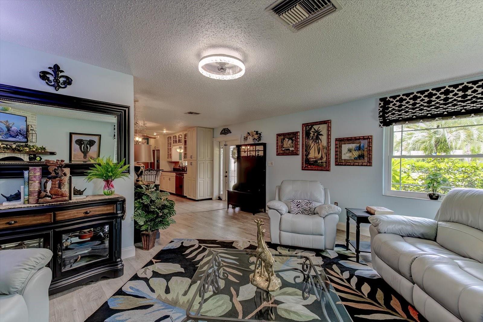 Image 11 of 78 For 35601 Calla Court