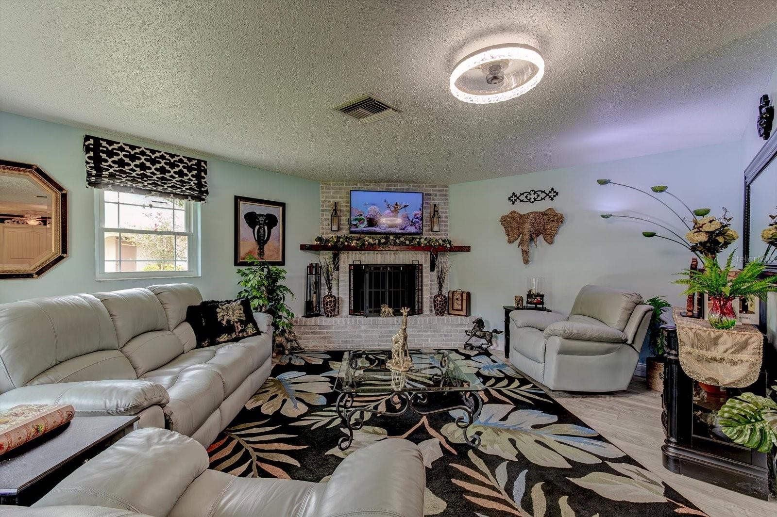 Image 9 of 78 For 35601 Calla Court