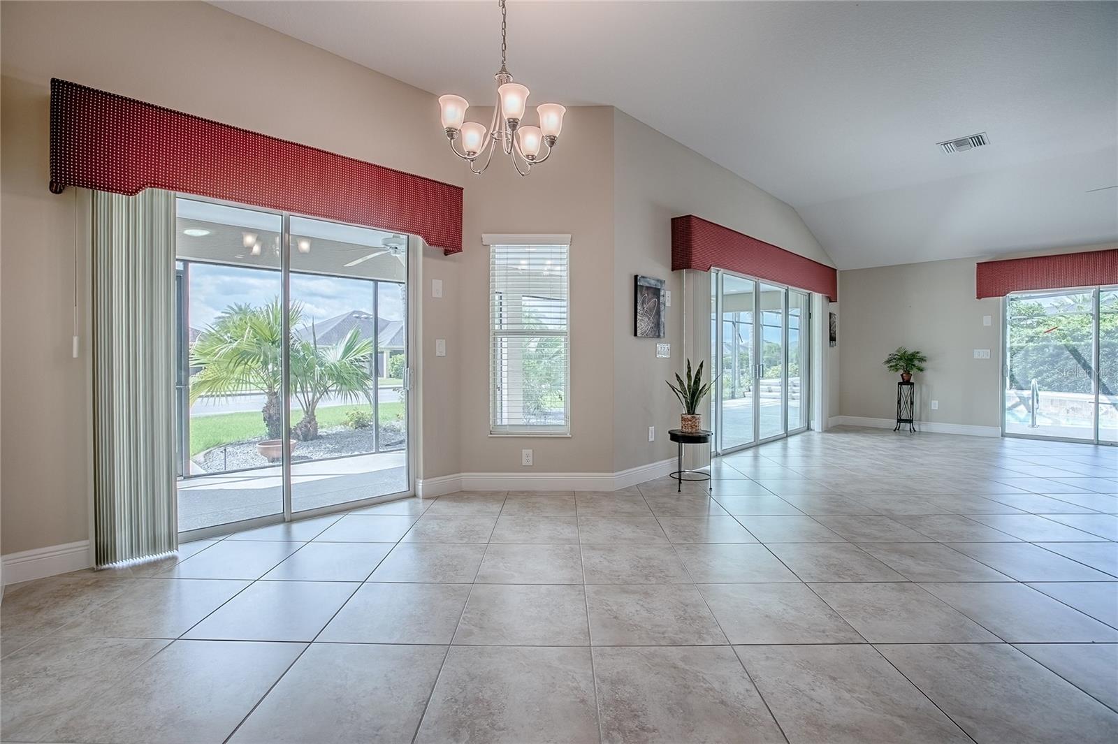 Image 10 of 65 For 1160 Mockingbird Lane