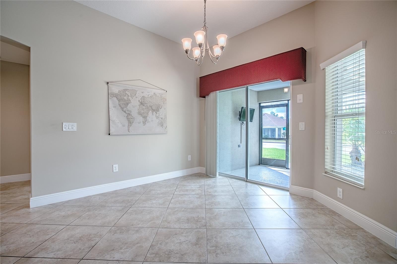 Image 12 of 65 For 1160 Mockingbird Lane