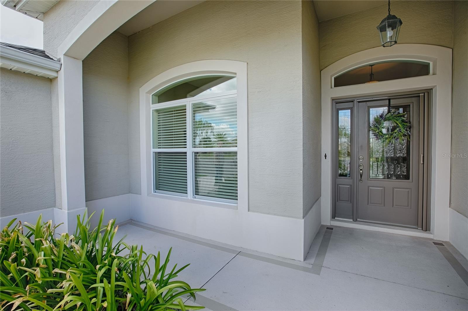 Image 3 of 65 For 1160 Mockingbird Lane