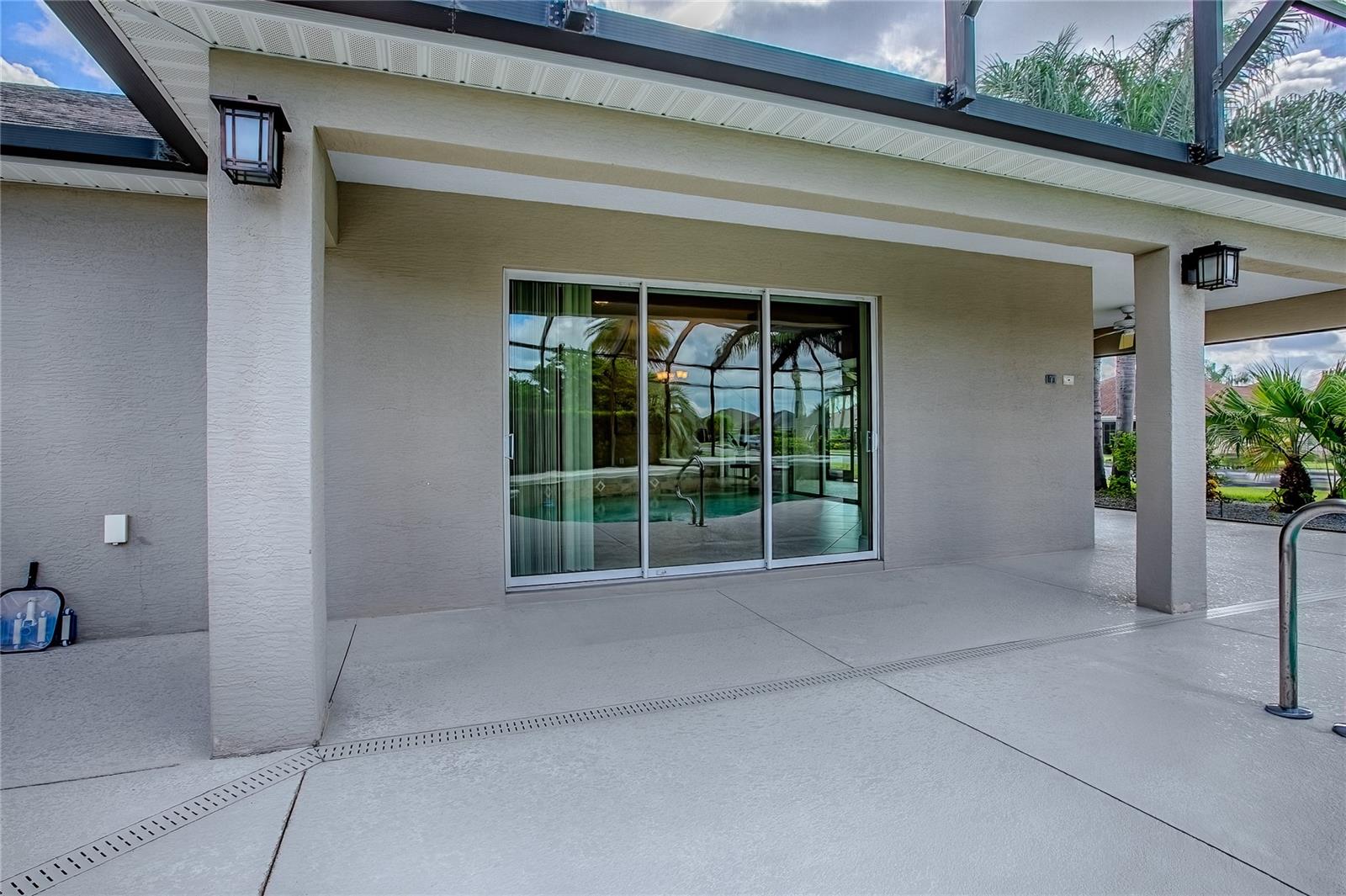 Image 39 of 65 For 1160 Mockingbird Lane